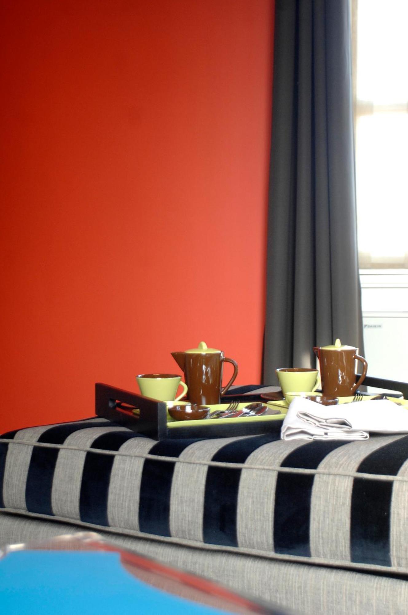 Chateau De Champlong Table Hotel **** Golf & Spa 维勒雷斯特 外观 照片