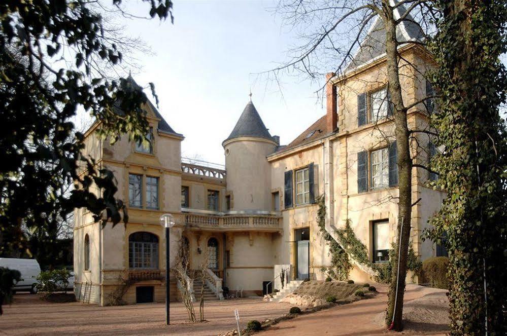 Chateau De Champlong Table Hotel **** Golf & Spa 维勒雷斯特 外观 照片