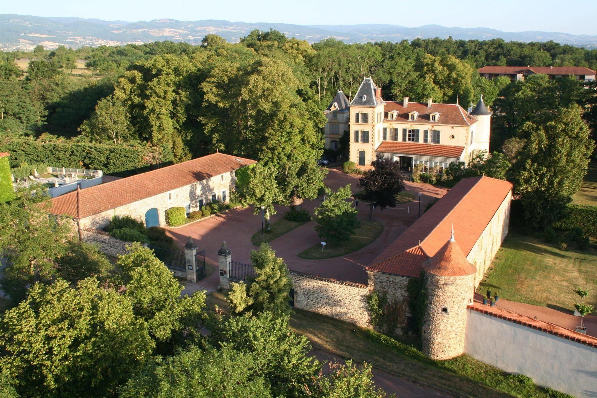 Chateau De Champlong Table Hotel **** Golf & Spa 维勒雷斯特 外观 照片